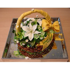 Торт на 8 марта "Корзина с желтым бантом"