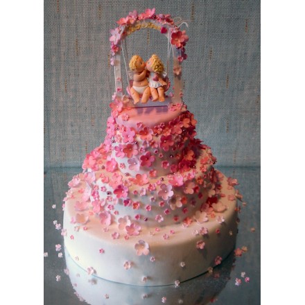 Свадебный торт "Любовь ангелочков"