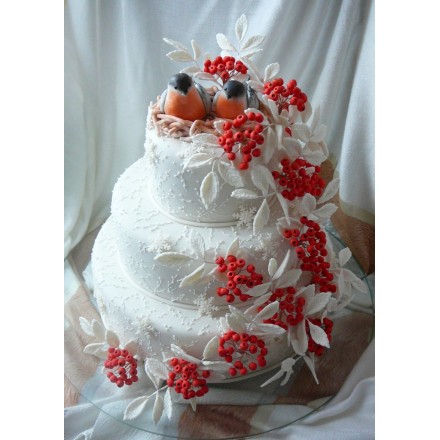 Новогодний торт на заказ "Снегири"