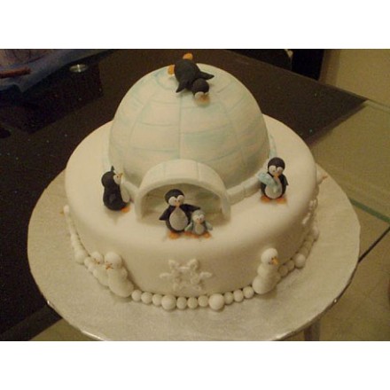 Новогодний торт на заказ "Пингвины"