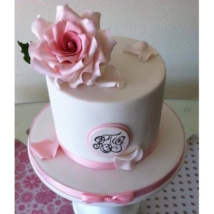 Торт "Шляпка с розой"