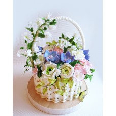 Торт "Весенняя корзина с цветами"
