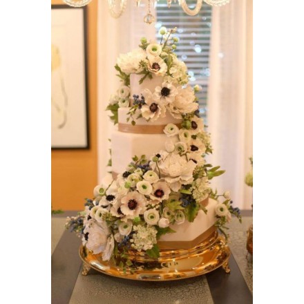 Свадебный торт "Цветочная ностальгия"
