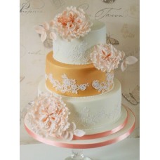 Свадебный торт "Персиковые пионы"