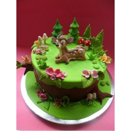 Детский торт "Бэмби на лесной полянке"