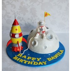 Детский торт "Космонавт"