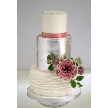Свадебный торт "Цветок на серебре"
