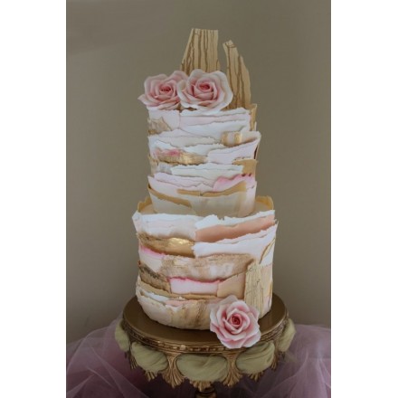 Свадебный торт "Башня с розами"