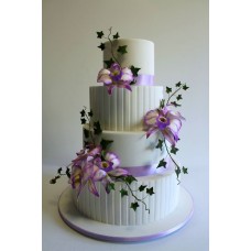 Свадебный торт "Орхидеи с фиолетовой полоской"