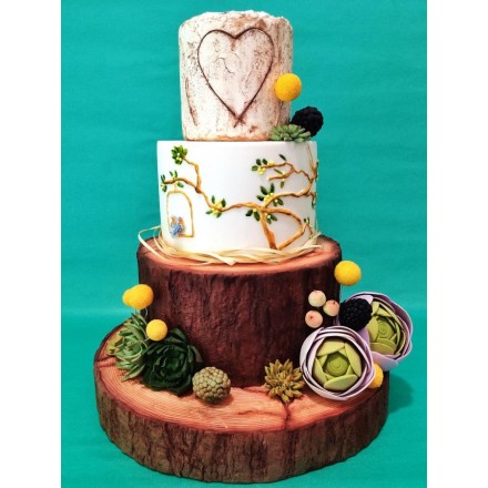 Свадебный торт "Сердечко на дереве"