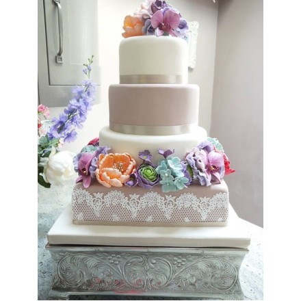 Свадебный торт "Яркие летние цветы"