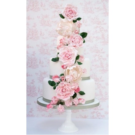 Свадебный торт "Розовый сад"