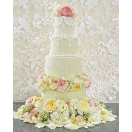 Свадебный торт "Цветочная красота"
