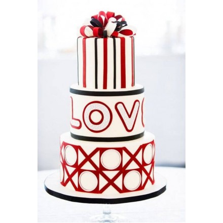 Свадебный торт "LOVE"